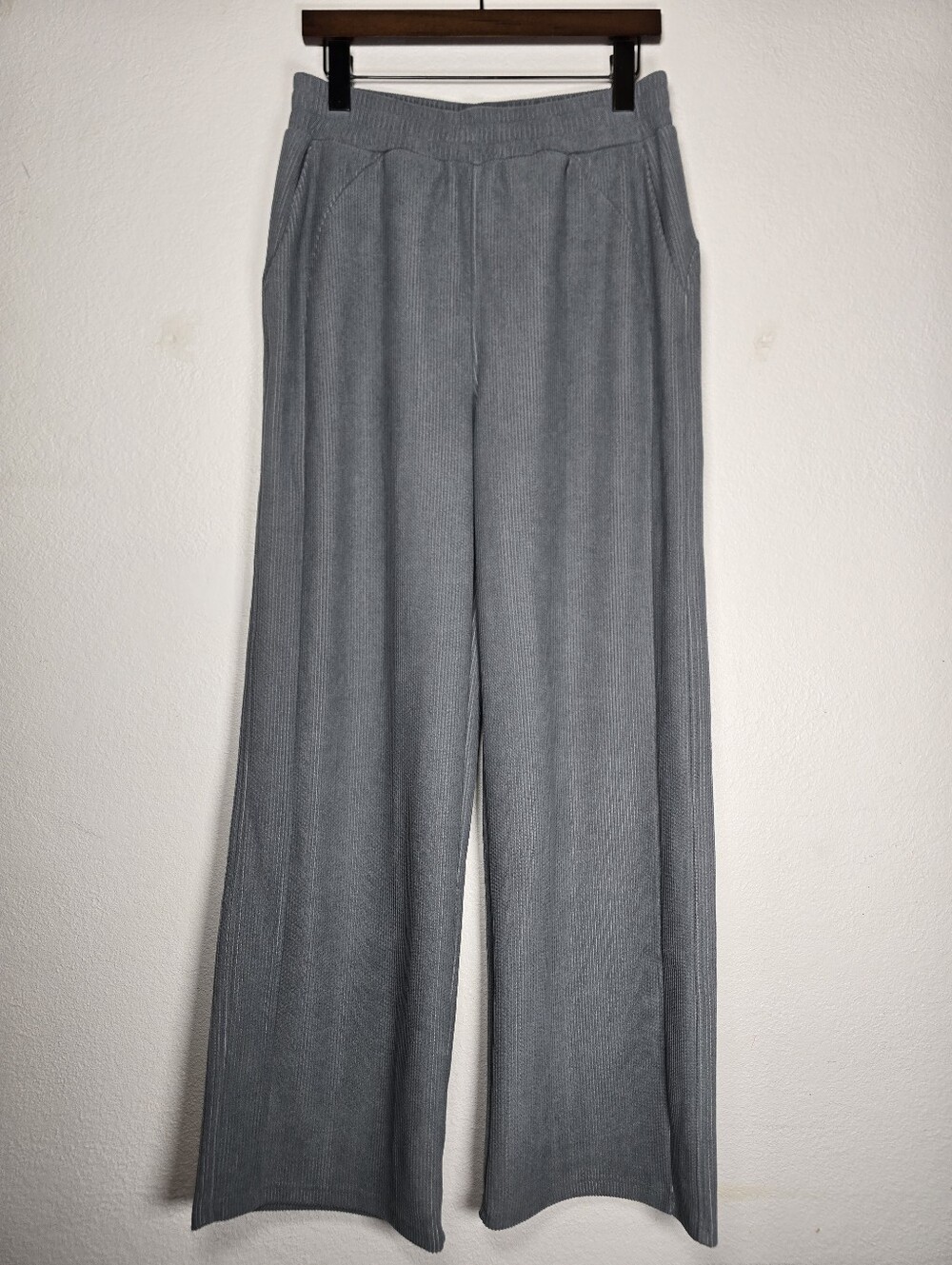 Halara Ribbed Knit Wide Leg Flowy Pants with Pockets M Blue Grey